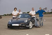 Das Team um Jan Fatthauer von Tuner 9ff war auch 2013 mit einem Porsche 997 Turbo und einer Vmax von 368,7 km/h in Nardo nicht zu toppen. Foto:Auto-Medienportal.Net